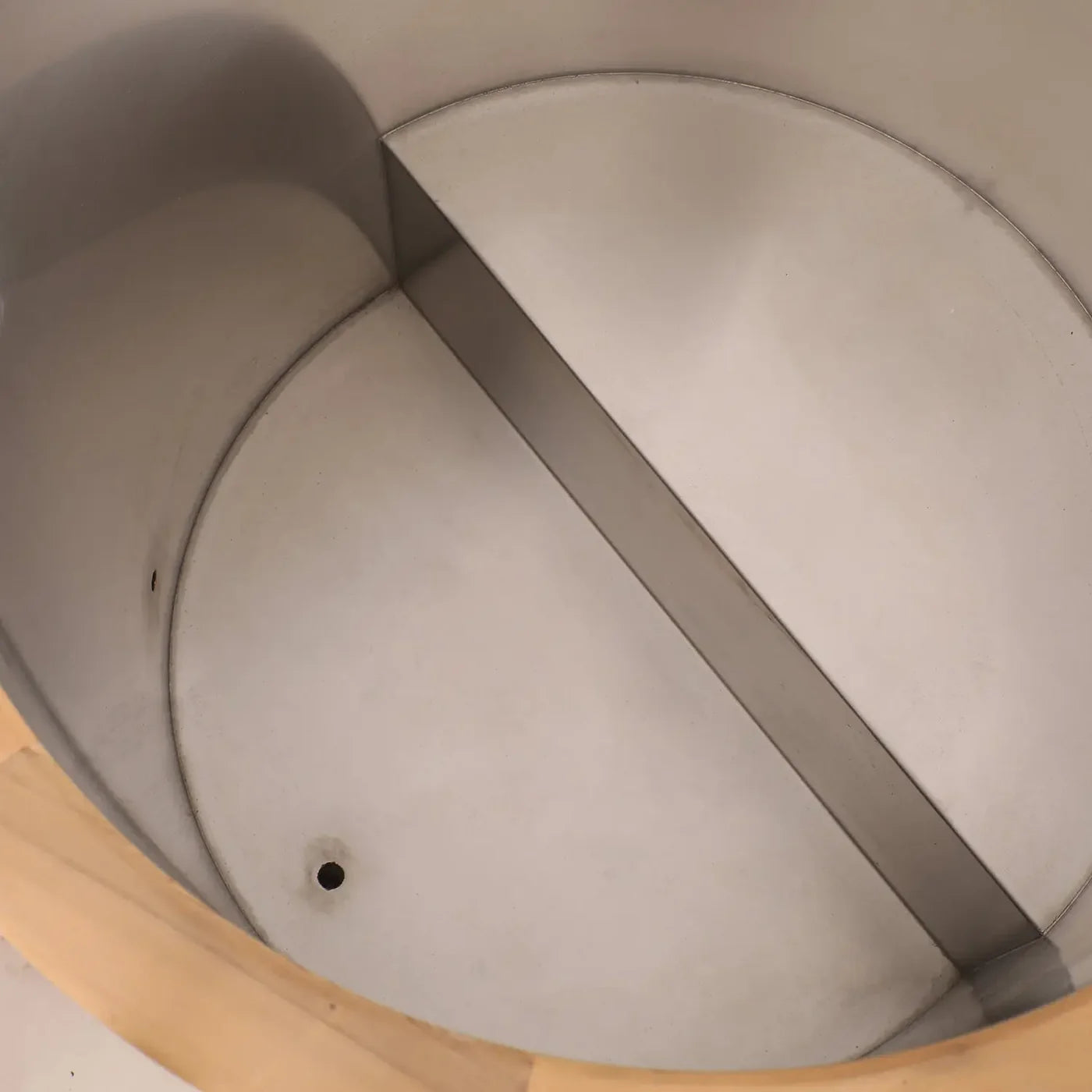 Round Red Cedar Cold Plunge Tub