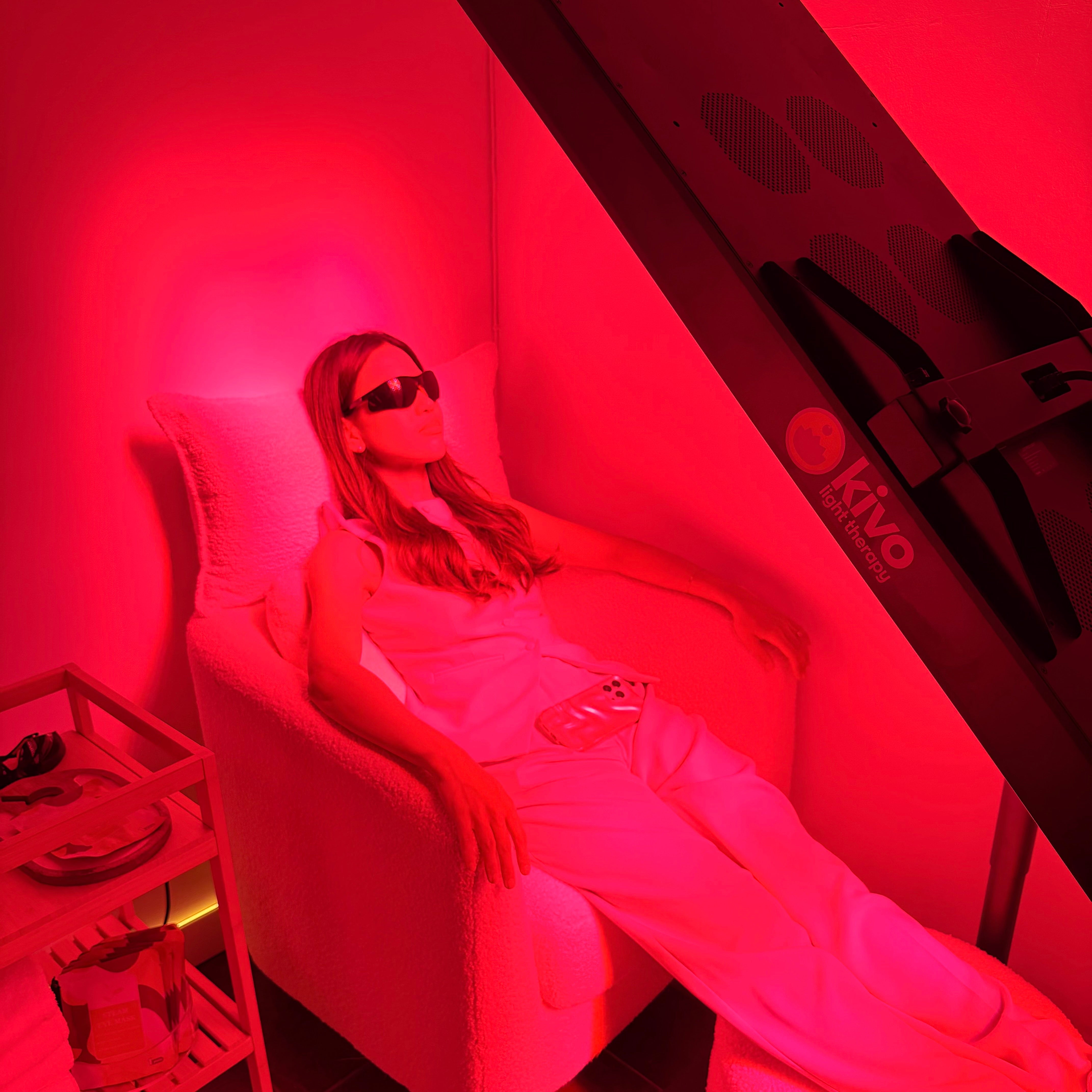 Kivo Pro 3600: Premium XX-Large Red Light Therapy Panel